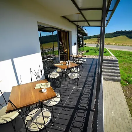 Adonis & Aparthotel 4*