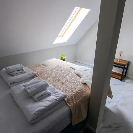 Adonis & Aparthotel 4*