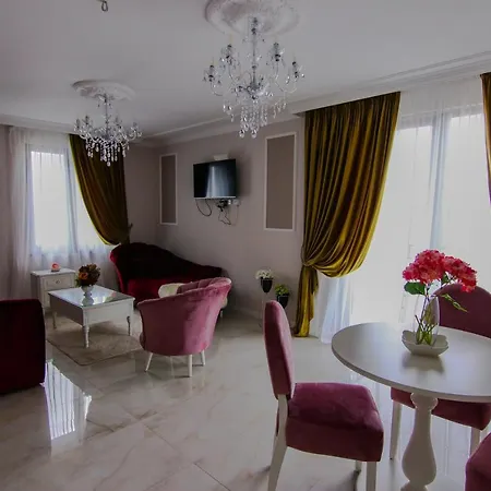 Aparthotel Adonis &