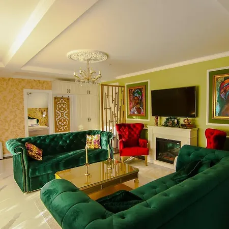 Adonis & Aparthotel 4*