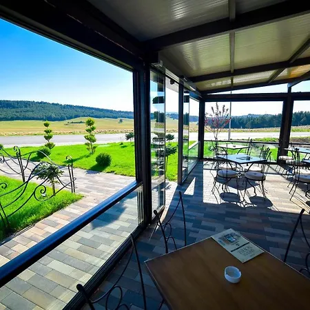 Adonis & Aparthotel 4*