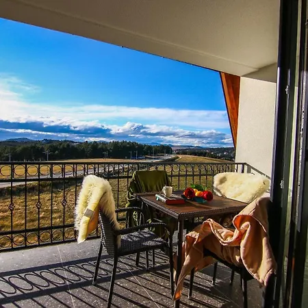 Aparthotel Adonis & 4*