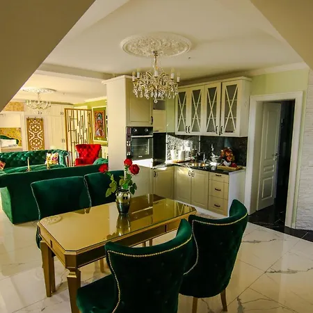 Aparthotel Adonis &