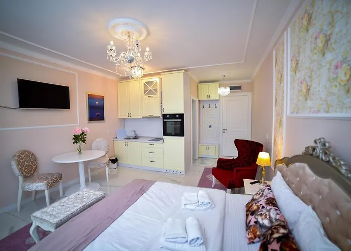 Adonis & Ξενοδοχείο με διαμερίσματα Ζλάτιμπορ