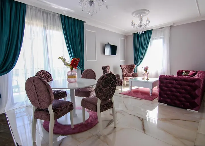 Ξενοδοχείο με διαμερίσματα Adonis & 4*