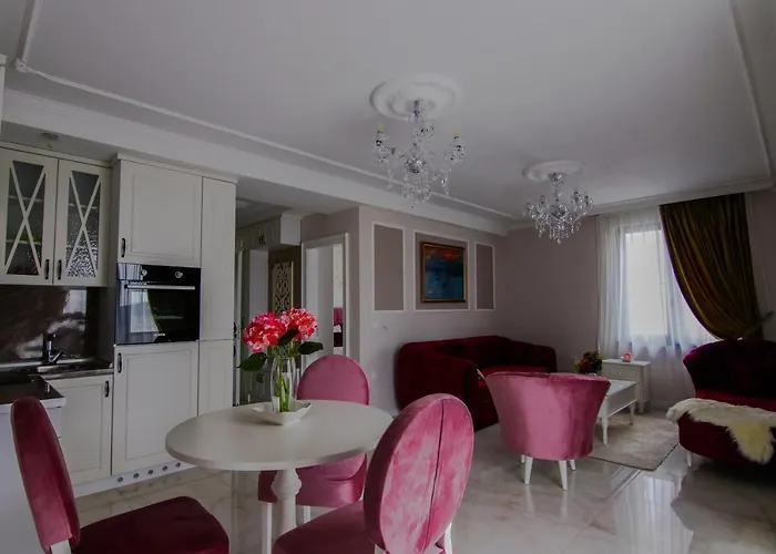 Adonis & Ξενοδοχείο με διαμερίσματα 4*