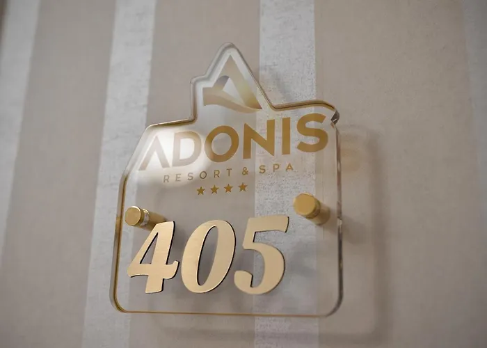 Ξενοδοχείο με διαμερίσματα Adonis & 4*