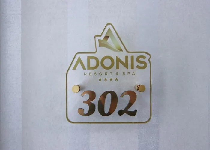 Ξενοδοχείο με διαμερίσματα Adonis & 4*