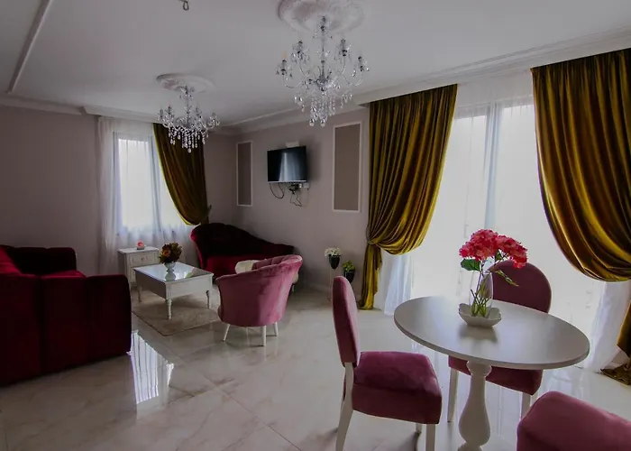 Ξενοδοχείο με διαμερίσματα Adonis &