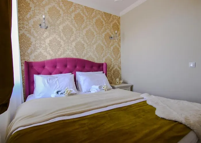 Adonis & 4* Ζλάτιμπορ