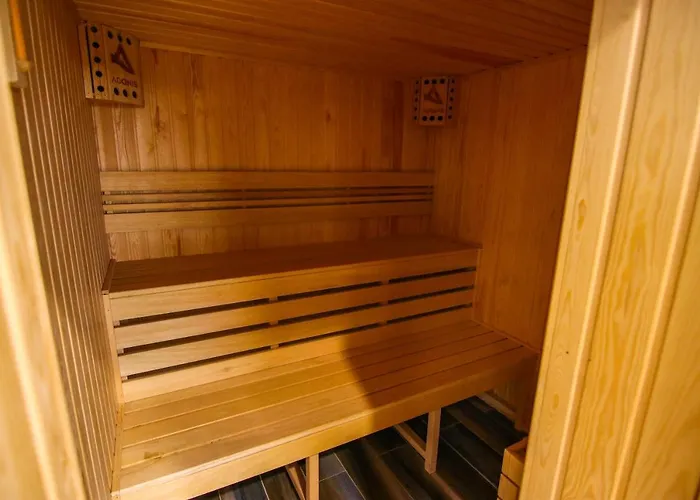 Adonis & Ζλάτιμπορ